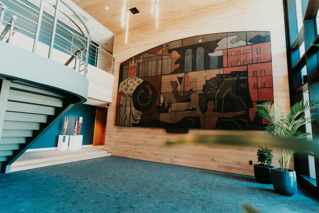Mural de 1905 del artista José Alberto Saint Romain, restaurado por Estudio Dovat y Gabriela Siccardi Pisano.